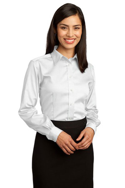 French-cuffed tailored dress shirt