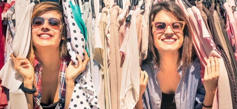 5 classic wardrobe essentials ALL women need!
