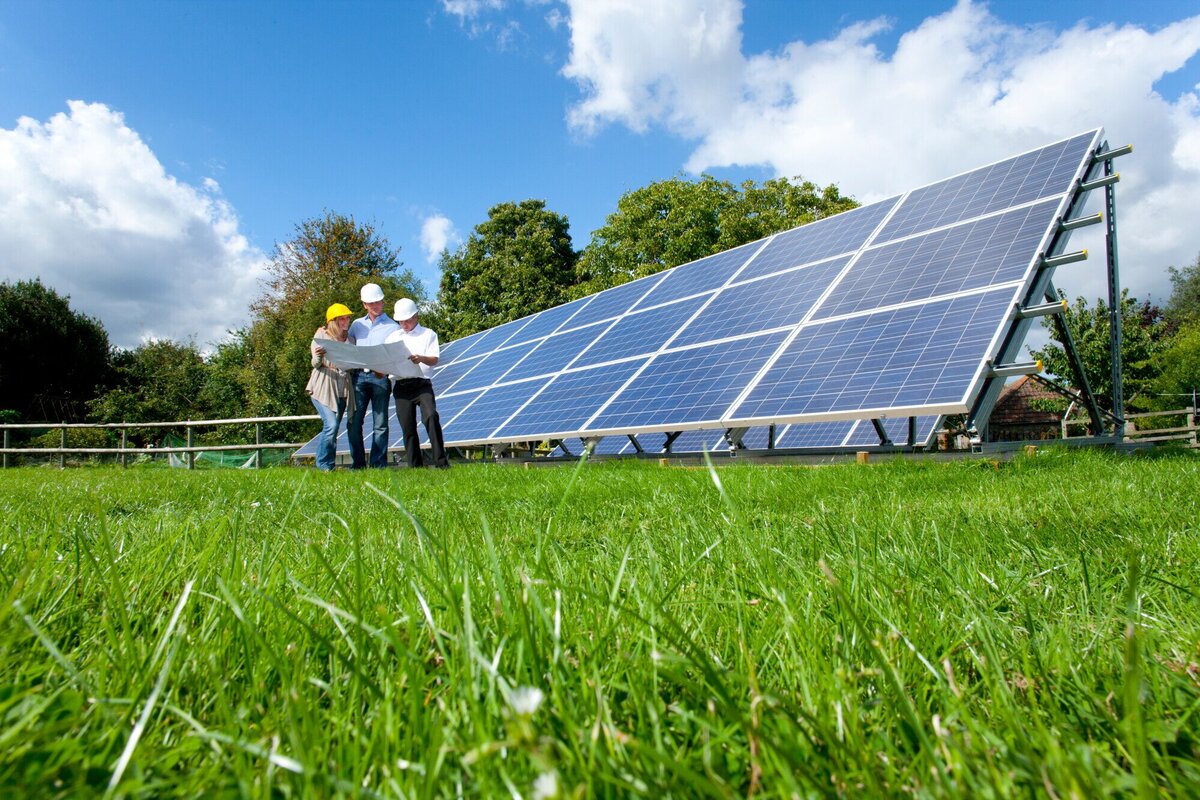 How to Select a Solar Panel Installer